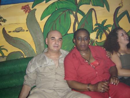 les parents a eric se sont eux qui organise les féte la ils sont en suheur