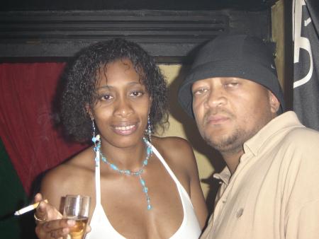 Catina la soeur a eric et un ami a elle